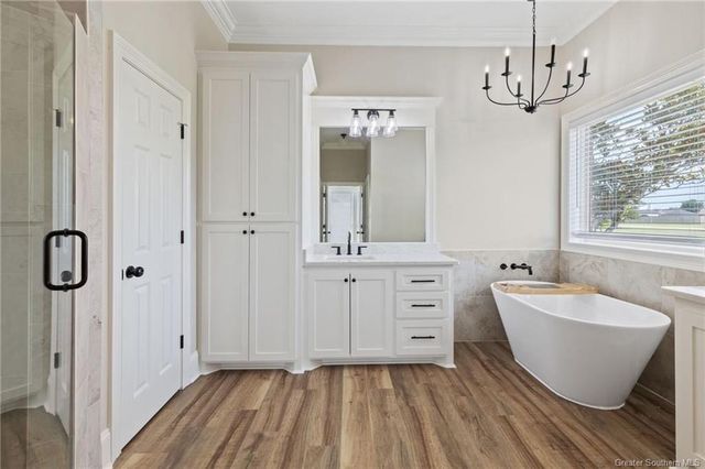 5831 South 40 Court, Iowa, LA 70647