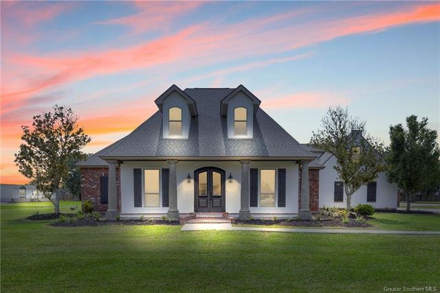 5831 South 40 Court, Iowa, LA 70647