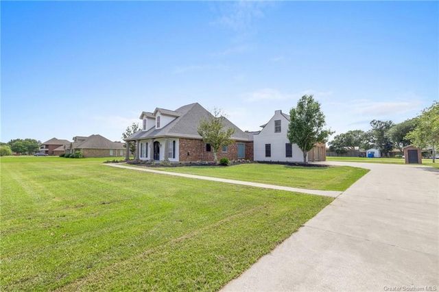 5831 South 40 Court, Iowa, LA 70647