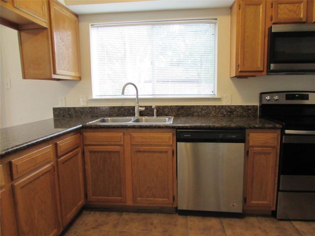 16706 Running Quail Court, Missouri City, TX 77489