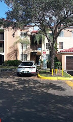 2041 Renaissance Boulevard 207, Hollywood, FL 33025