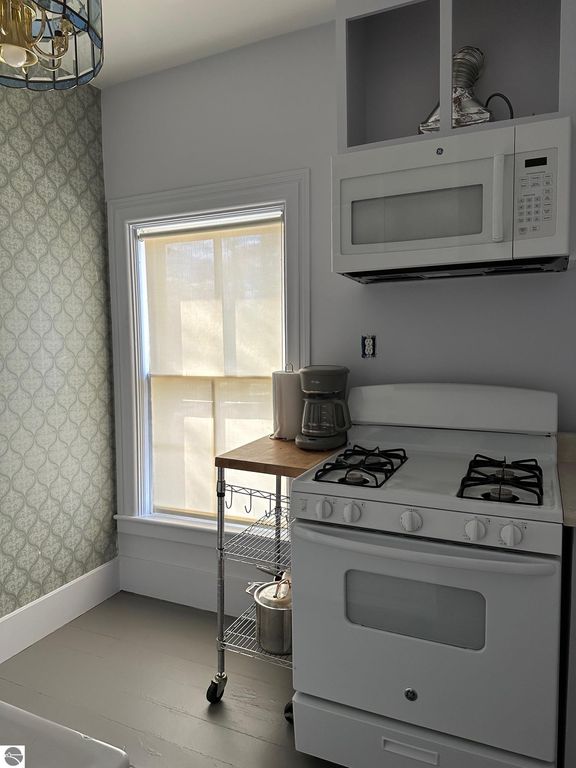 Image 14 of property listing at 323 W Wright Avenue, Shepherd, MI 48883