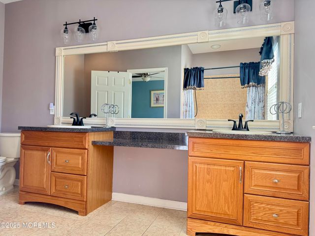 71 Eleanor Road, Manchester, NJ 08759