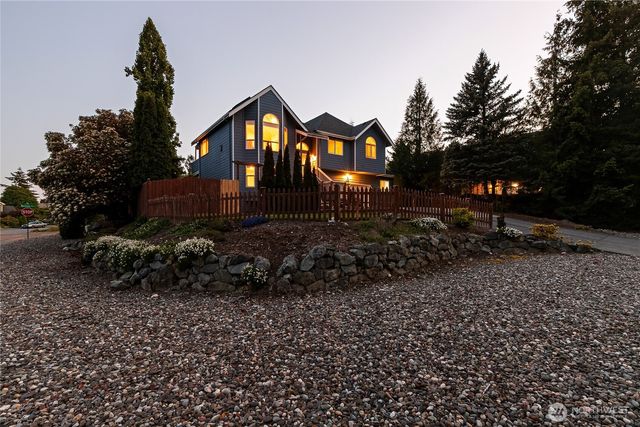 3613 N Grace Lane, Bellingham, WA 98226