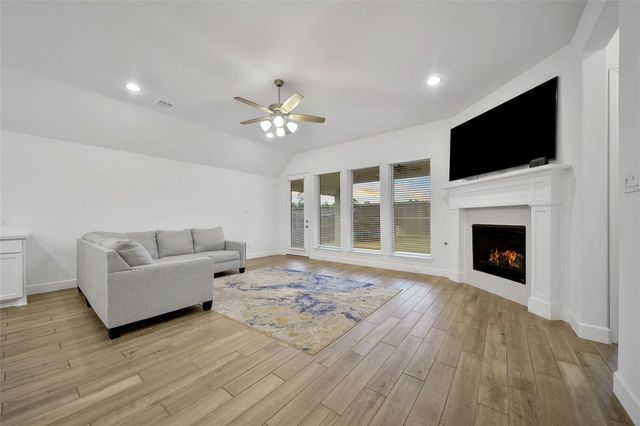 1108 Wandering Brook Street, Magnolia, TX 77354