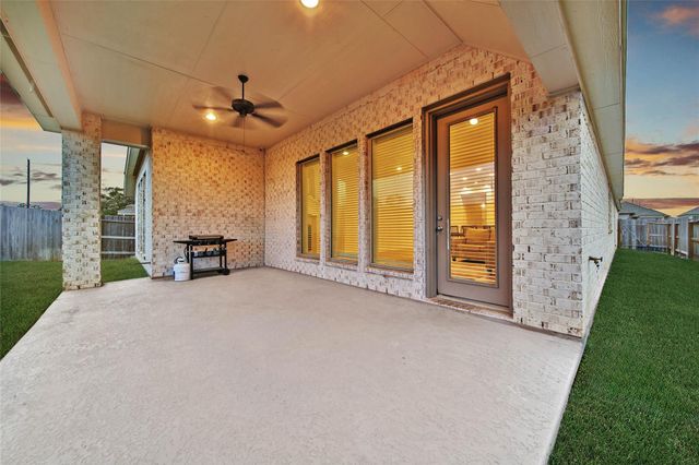 1108 Wandering Brook Street, Magnolia, TX 77354