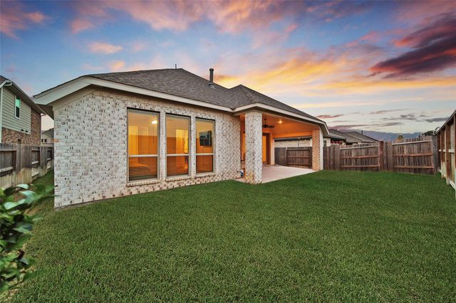 1108 Wandering Brook Street, Magnolia, TX 77354