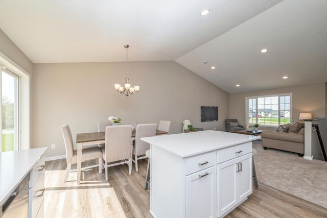 1223 Woods Road NE, Isanti, MN 55040