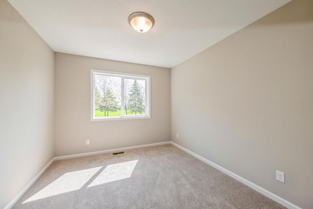 1223 Woods Road NE, Isanti, MN 55040