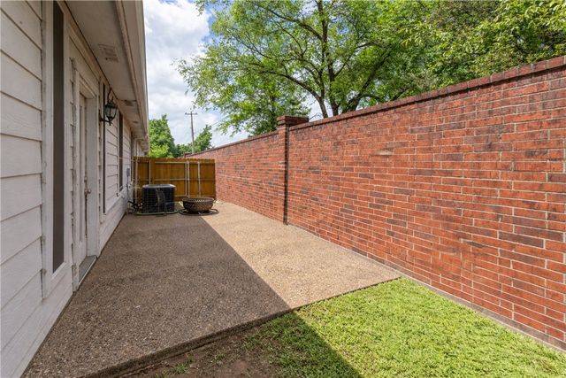 3527 Myth Lane, College Station, TX 77845