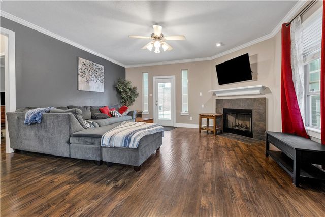 3527 Myth Lane, College Station, TX 77845