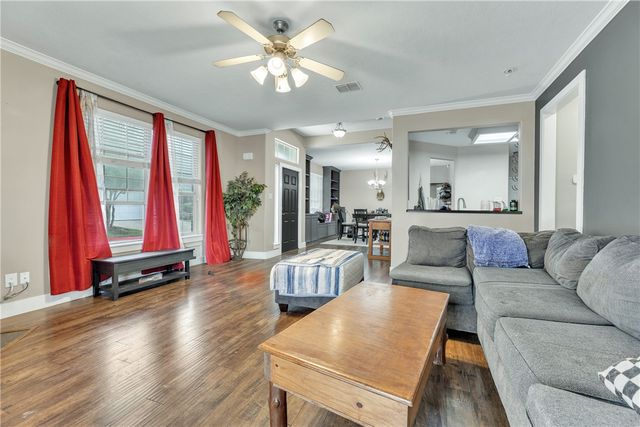 3527 Myth Lane, College Station, TX 77845