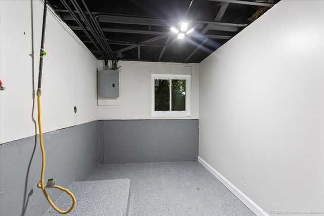 16211 Joyce Circle, South Holland, IL 60473