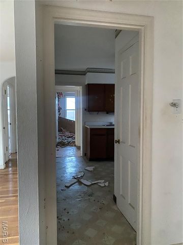 9456 Bagley Drive, St Louis, MO 63136