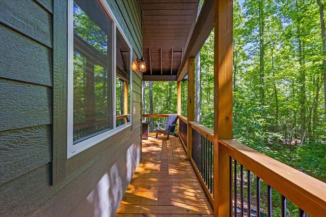27 Village Way, Blairsville, GA 30512