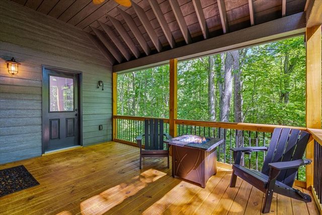 27 Village Way, Blairsville, GA 30512
