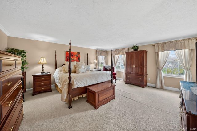 15598 Bennington Place, Granger, IN 46530