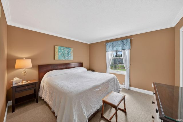 15598 Bennington Place, Granger, IN 46530