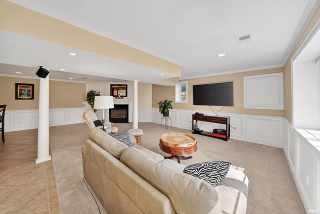 15598 Bennington Place, Granger, IN 46530