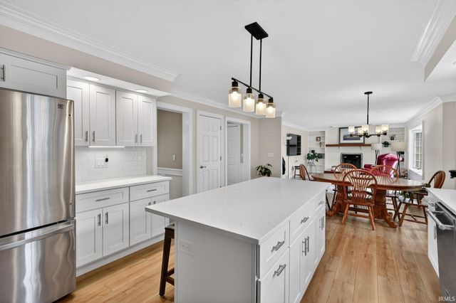 15598 Bennington Place, Granger, IN 46530