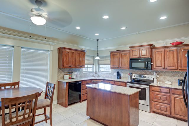 144 Fitzwilliam Street, Haughton, LA 71037