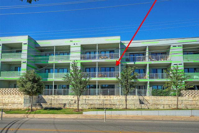 4004 Banister LN 207, Austin, TX 78704