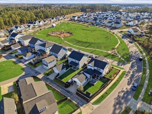 510 Foxtail Park Street, Summerville, SC 29486