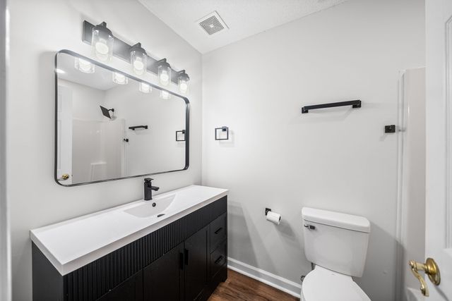 1706 Hazelwood Rd, Clarksville, TN 37042