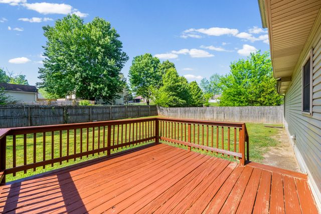 1706 Hazelwood Rd, Clarksville, TN 37042