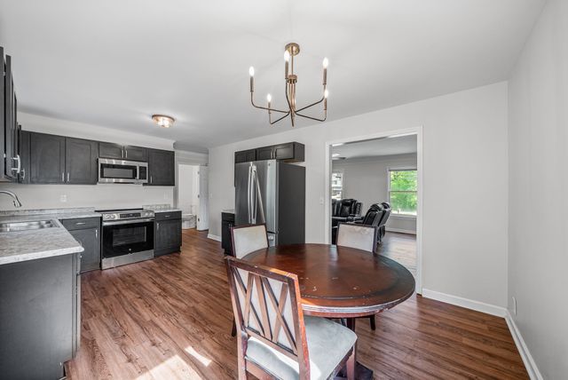 1706 Hazelwood Rd, Clarksville, TN 37042