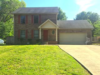 1706 Hazelwood Rd, Clarksville, TN 37042