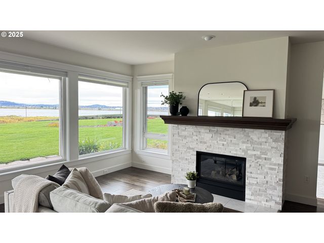 5421 Se SCENIC Ln 101, Vancouver, WA 98661