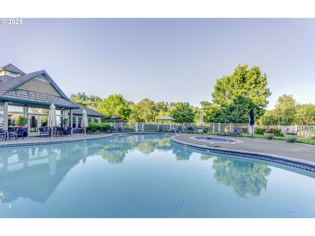 5421 Se SCENIC Ln 101, Vancouver, WA 98661