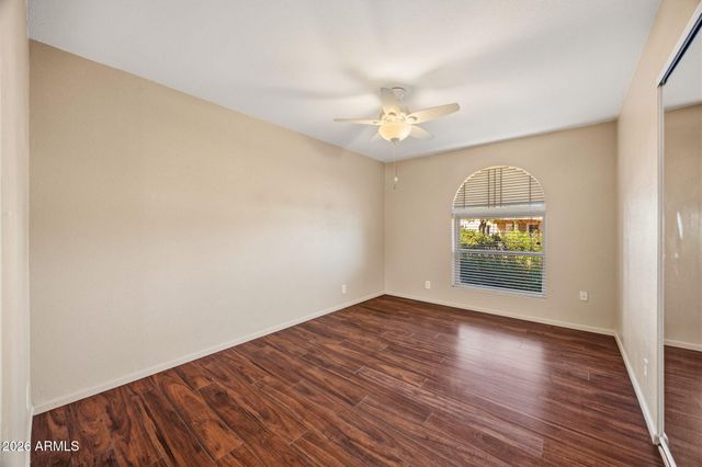 2543 E MERCER Lane, Phoenix, AZ 85028