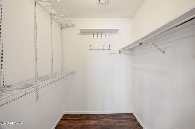 2543 E MERCER Lane, Phoenix, AZ 85028