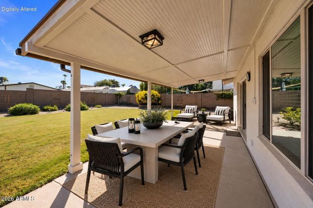2543 E MERCER Lane, Phoenix, AZ 85028
