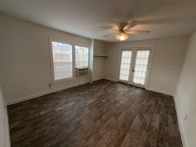 1917 Thonig Road, Houston, TX 77055