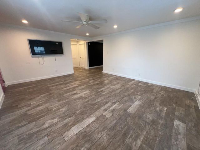 1917 Thonig Road, Houston, TX 77055