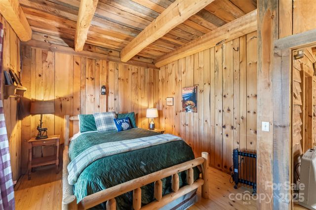 1240 Ferguson Cove Loop, Clyde, NC 28721