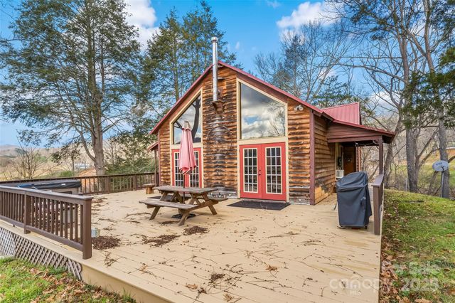 1240 Ferguson Cove Loop, Clyde, NC 28721