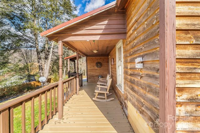 1240 Ferguson Cove Loop, Clyde, NC 28721