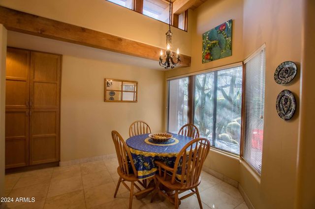 8502 E CAVE CREEK Road 10, Carefree, AZ 85377