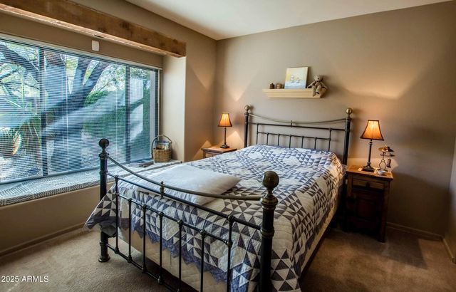 8502 E CAVE CREEK Road 10, Carefree, AZ 85377