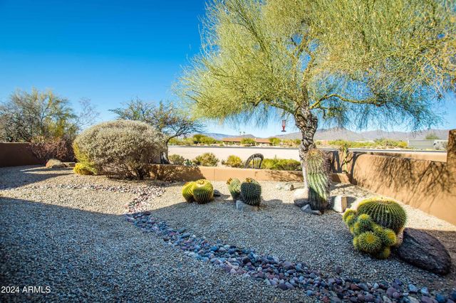 8502 E CAVE CREEK Road 10, Carefree, AZ 85377
