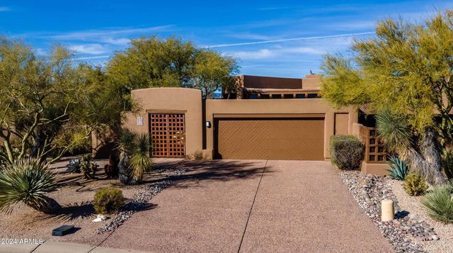 8502 E CAVE CREEK Road 10, Carefree, AZ 85377