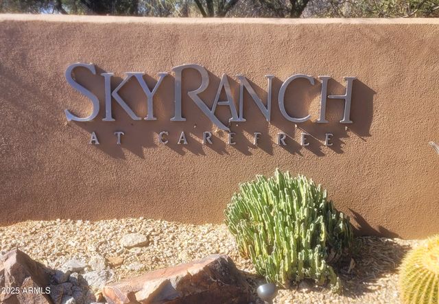 8502 E CAVE CREEK Road 10, Carefree, AZ 85377