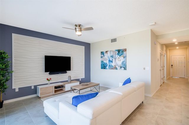 4731 CLOCK TOWER DRIVE 206, Kissimmee, FL 34746