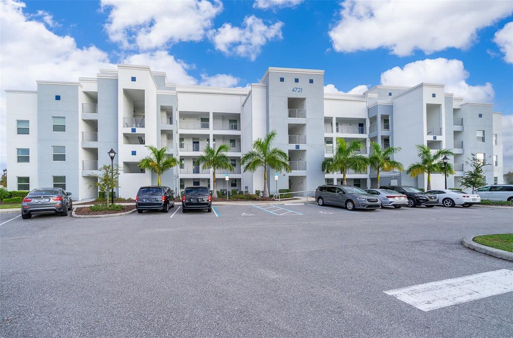 4731 CLOCK TOWER DRIVE 206, Kissimmee, FL 34746