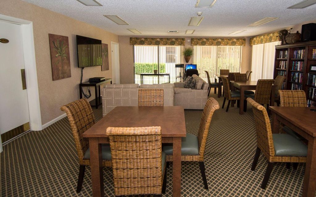 Image 19 of property listing at 3200 S Ocean Boulevard D101, Palm Beach, FL 33480