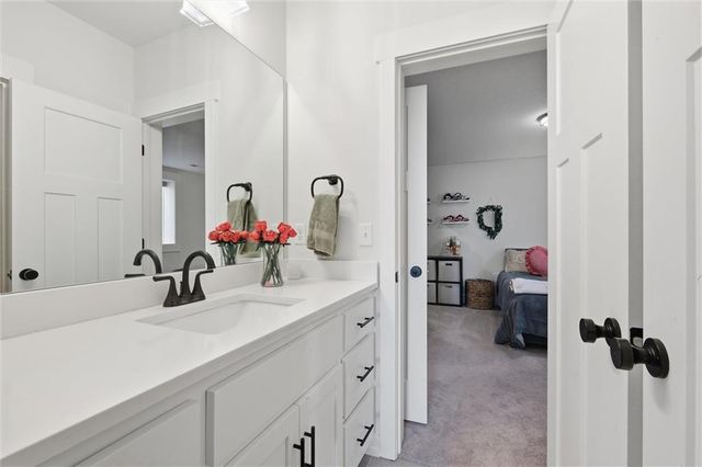 7614 N Skiles Avenue, Kansas City, MO 64158